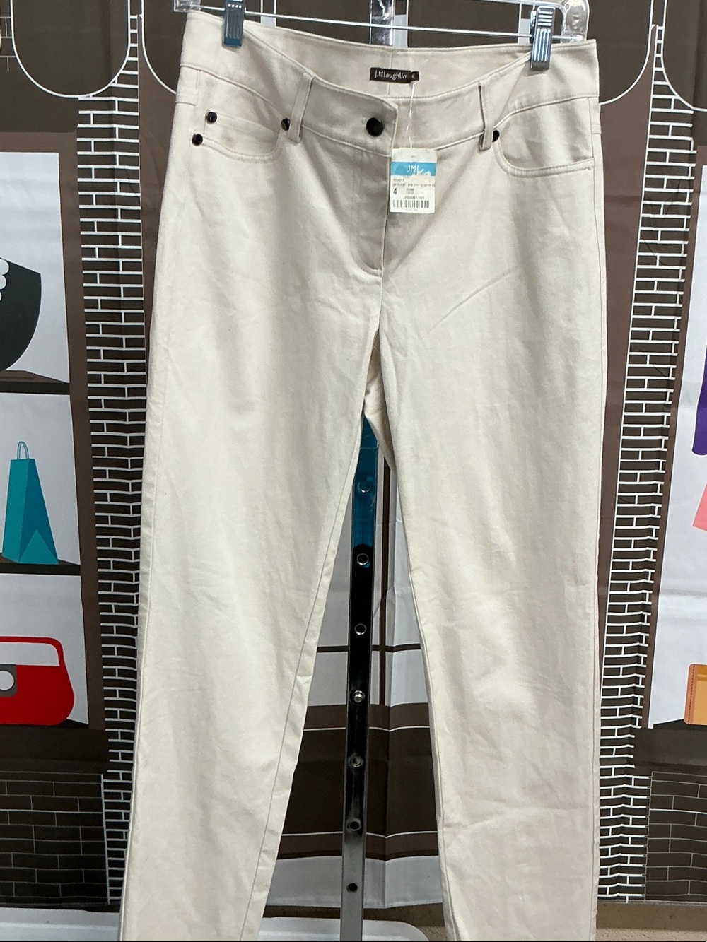 J McLaughlin Cream Straight-Leg Jeans NWT Size 4. #2252